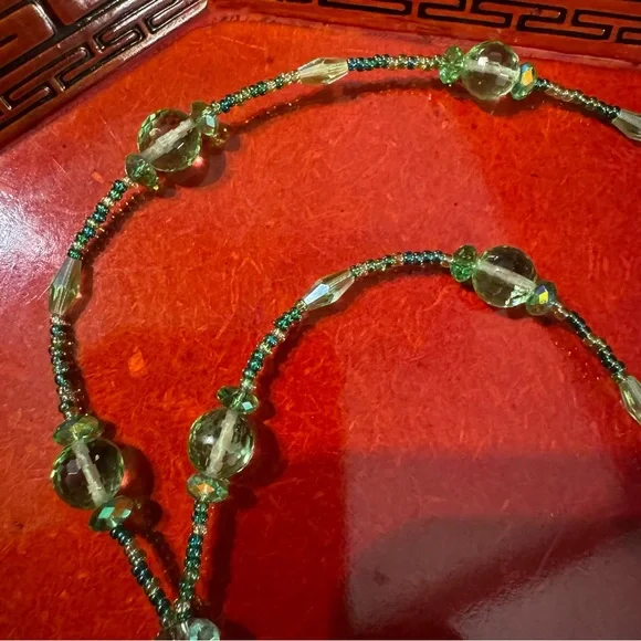 Artisan Beaded Murano Glass Pendant Green & Silver Swirl Design All Glass Beads - Picture 6 of 9